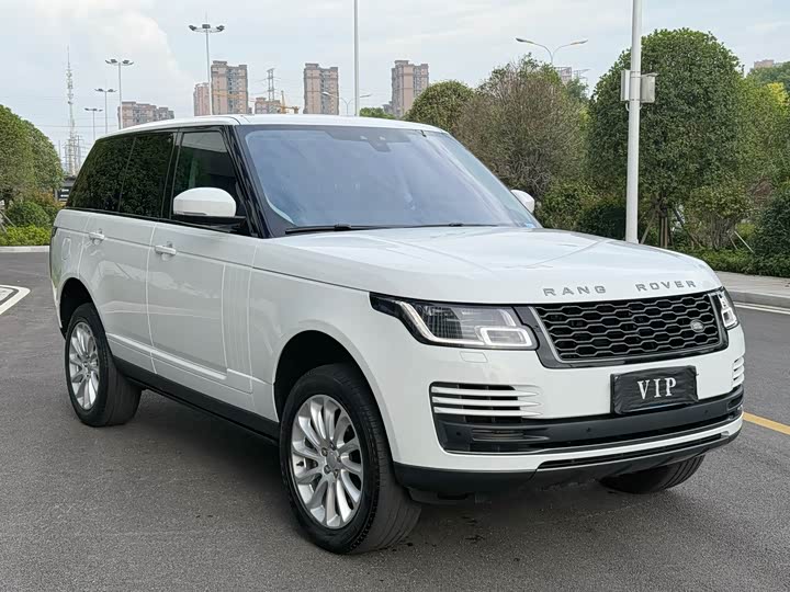 Photo 3 - Land Rover Range Rover
