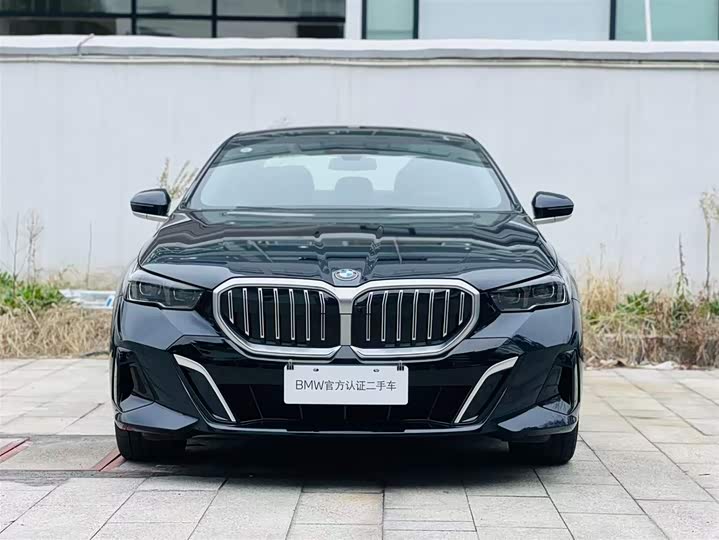 Фото 4 - BMW 5 Series