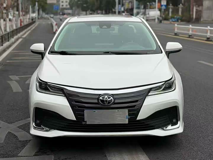 Фото 2 - Toyota Allion