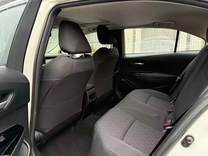 Фото 5 - Toyota Allion