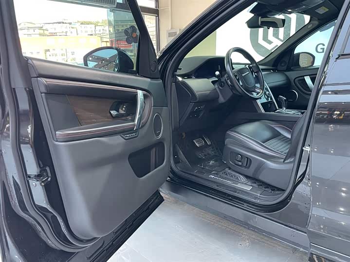 Фото 4 - Land Rover Discovery Sport