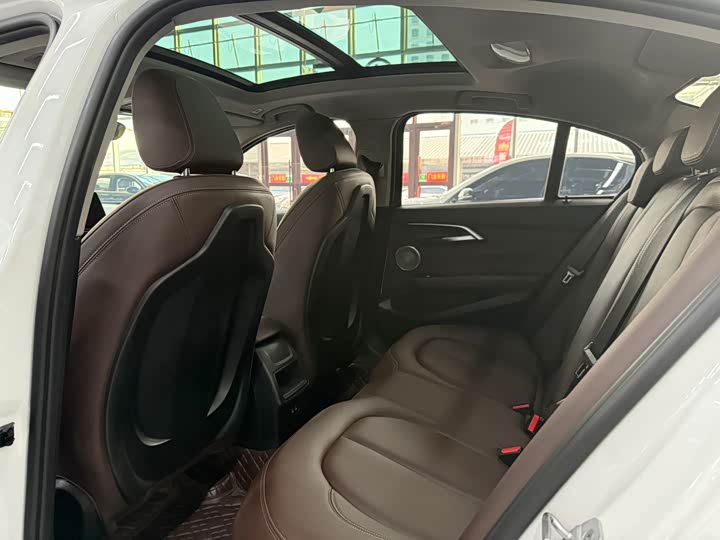 Фото 6 - BMW 1 Series