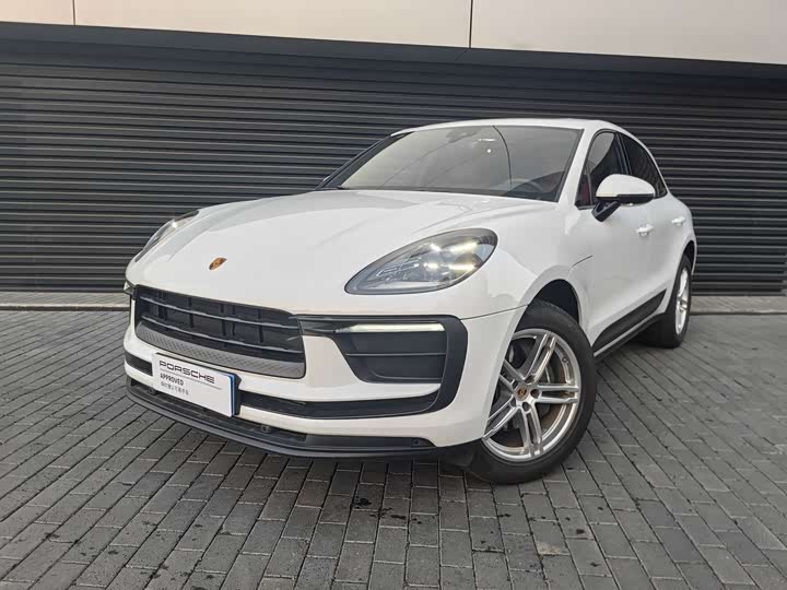 Фото 1 - Porsche Macan