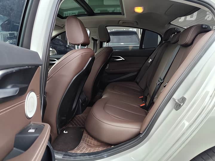 Фото 5 - BMW 1 Series