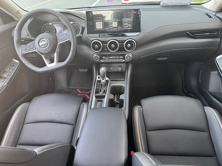 Фото 2 - Nissan Sylphy