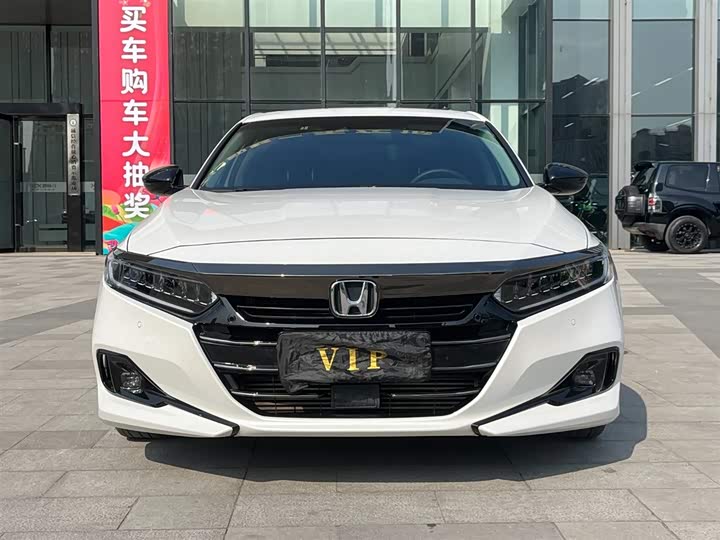 Фото 2 - Honda Accord