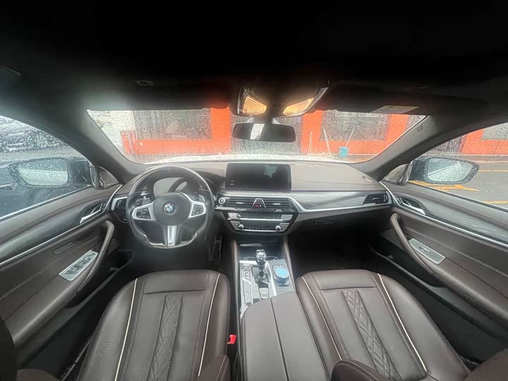 Фото 5 - BMW 5 Series