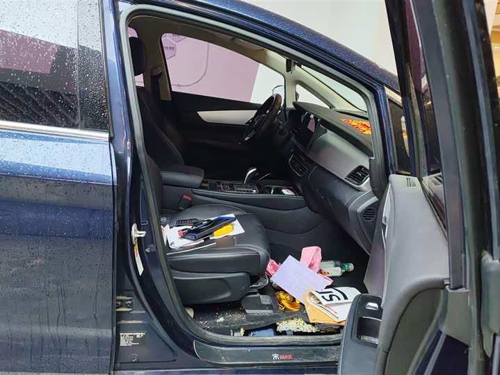 Фото 8 - BYD Song Max