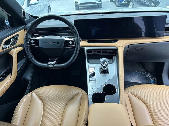 Фото 4 - Roewe RX5