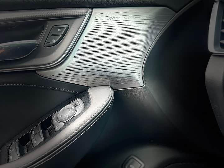 Photo 9 - Cadillac CT5