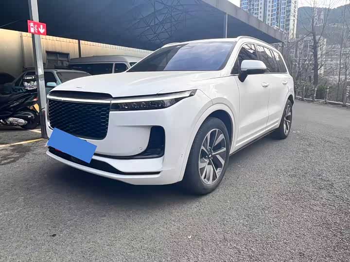 Фото 1 - LiXiang One