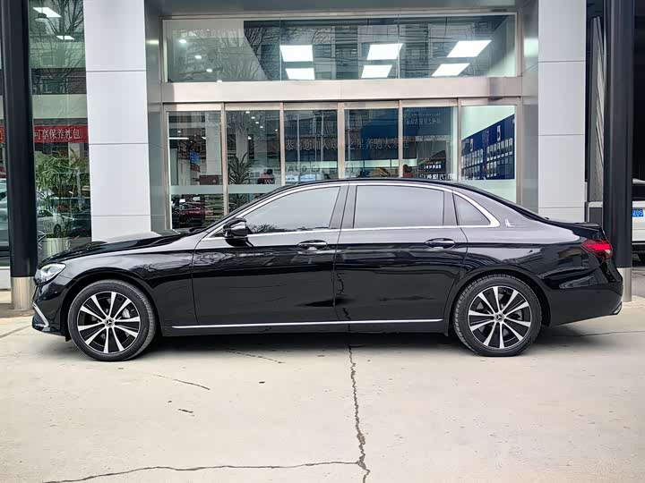 Фото 8 - Mercedes-Benz E-Class Hybrid