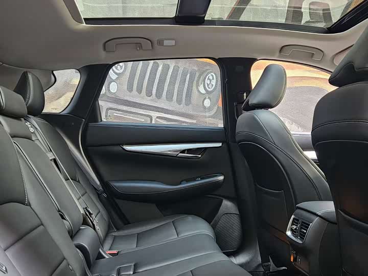 Фото 9 - Infiniti QX50