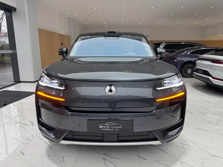 Фото 2 - Denza N9