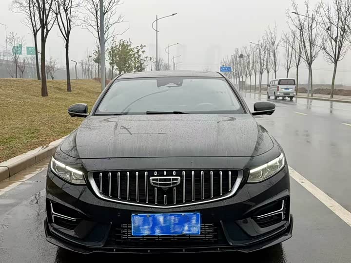 Фото 2 - Geely Preface