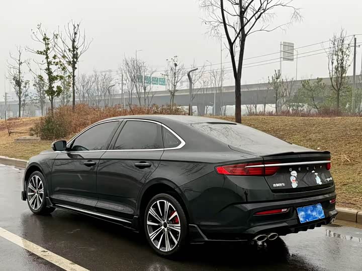 Фото 9 - Geely Preface