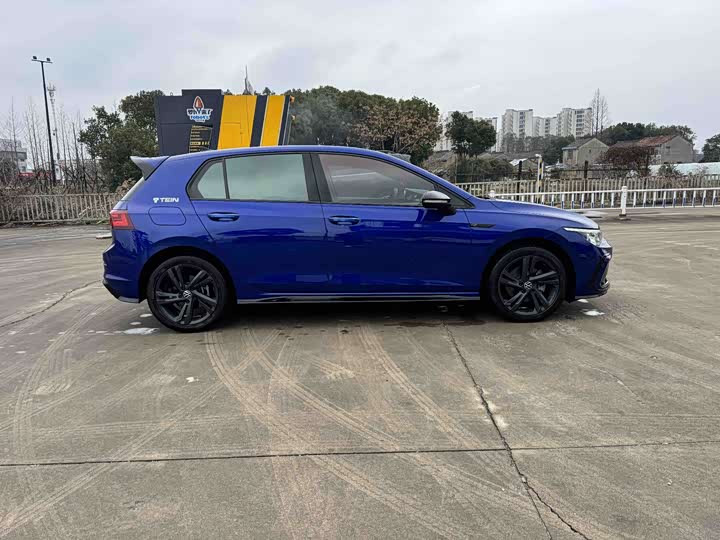 Фото 5 - Volkswagen Golf