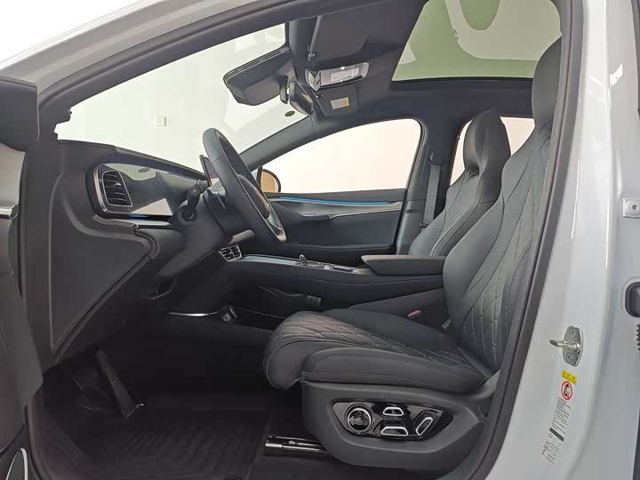 Фото 8 - BYD Sea Lion 07 EV