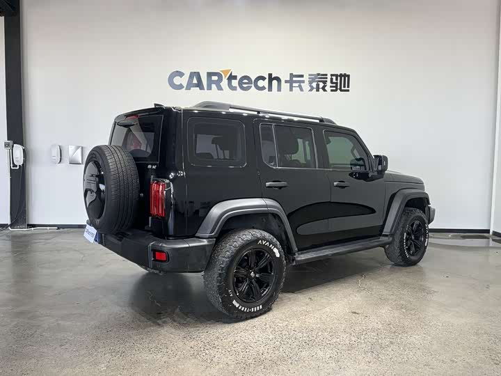 Фото 5 - Tank 300