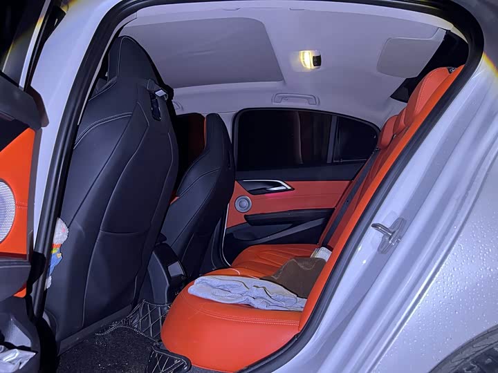 Фото 4 - BMW 1 Series