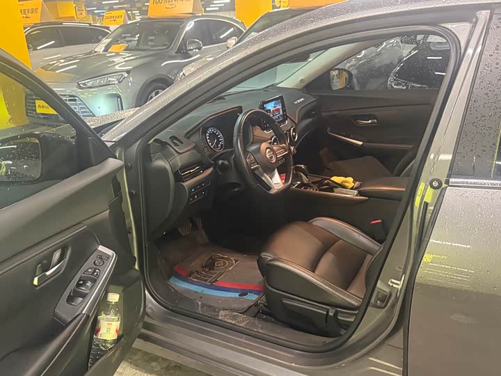 Фото 2 - Nissan Sylphy