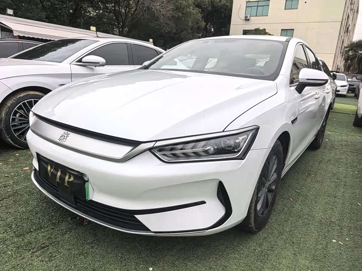 Фото 1 - BYD Qin Plus