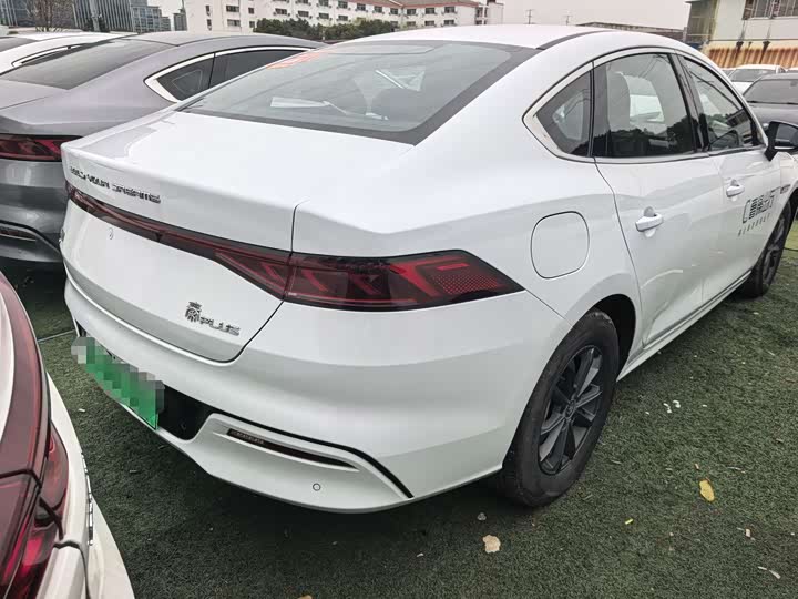 Фото 9 - BYD Qin Plus