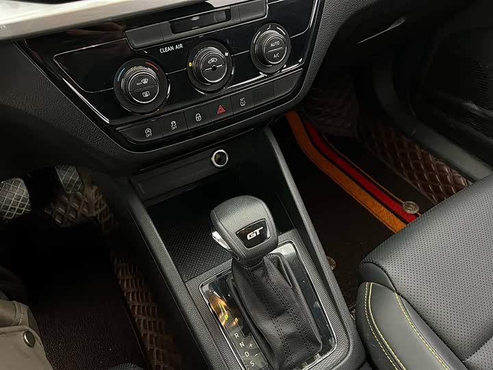 Photo 6 - Skoda Kamiq