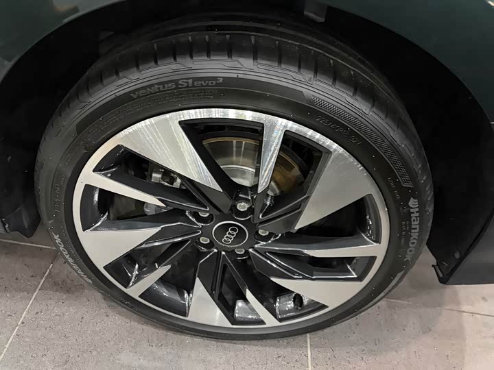 Фото 8 - Audi A3