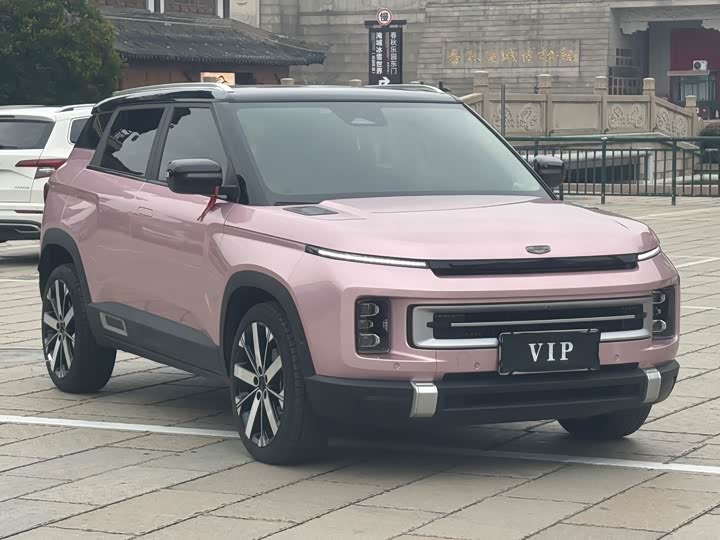 Фото 3 - Geely Icon