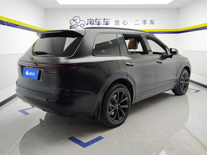 Фото 3 - LiXiang One