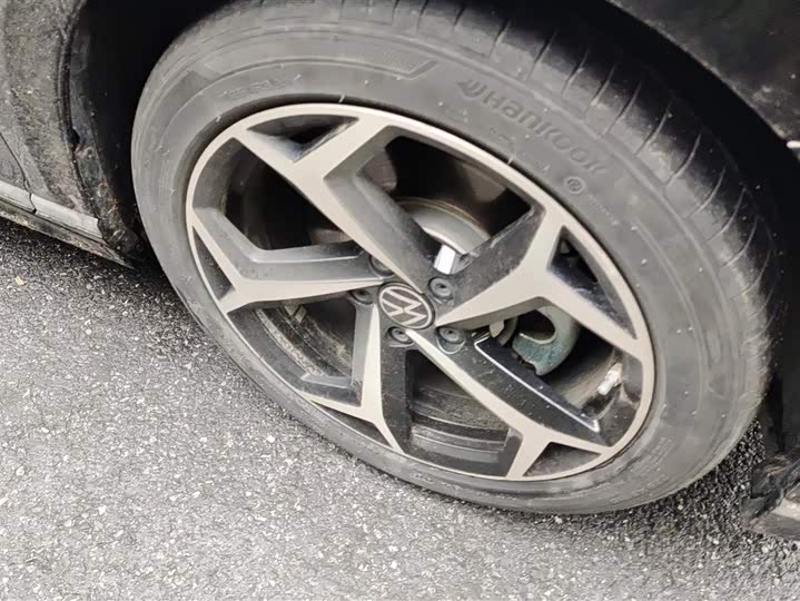 Фото 6 - Volkswagen Magotan