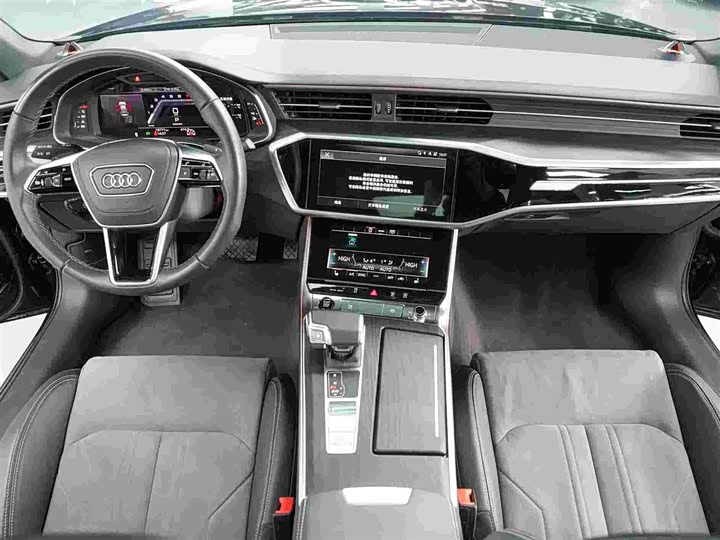 Фото 8 - Audi A6L
