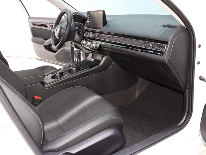 Фото 7 - Honda Civic