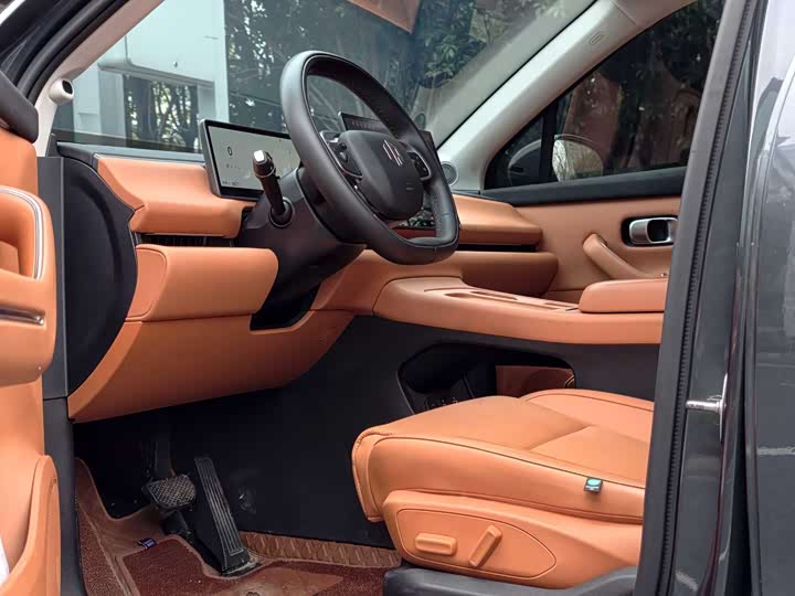 Photo 8 - Leapmotor C10