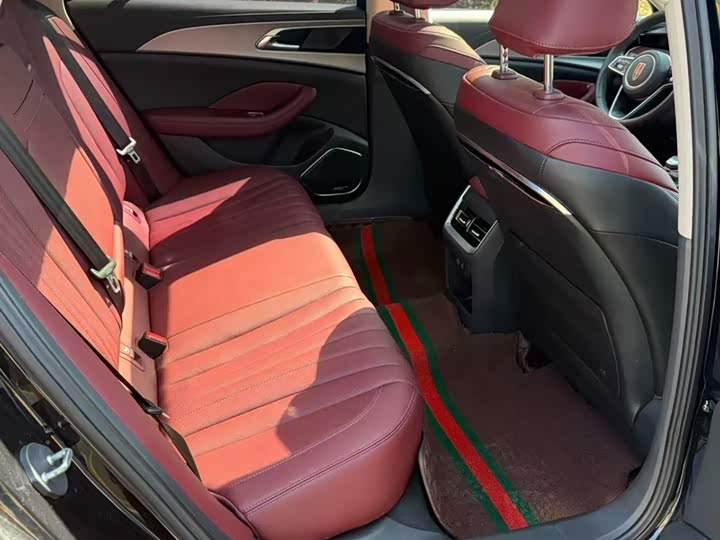 Фото 5 - Hongqi H5