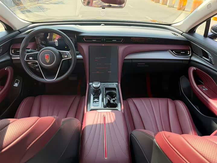 Фото 7 - Hongqi H5