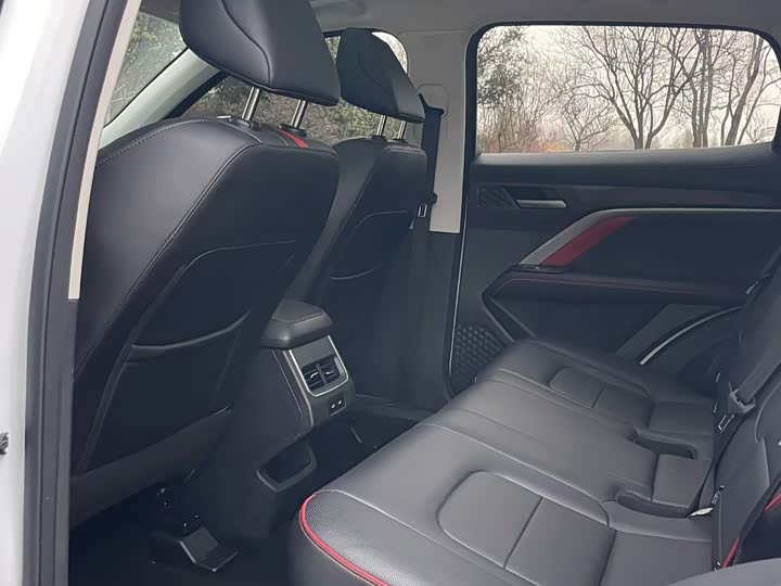 Фото 6 - Haval H6