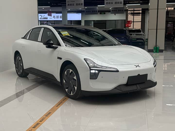 Фото 3 - XPeng Mona M03