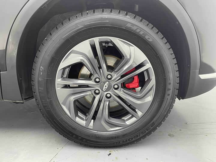 Фото 8 - Chery Tiggo 7