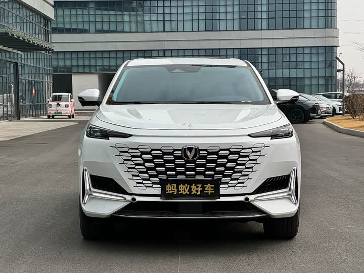 Фото 2 - Changan UNI-K