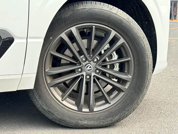 Фото 9 - Changan UNI-K