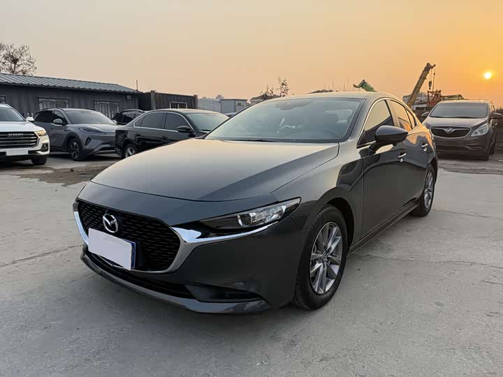 Photo 1 - Mazda 3 (Axela)