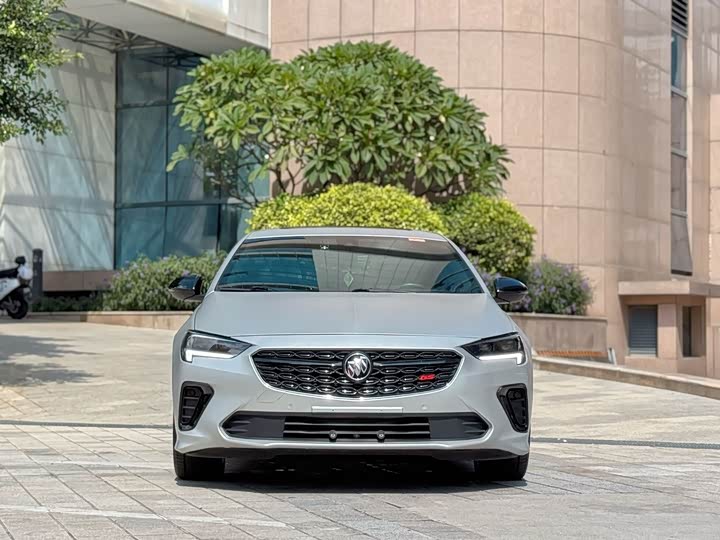 Фото 2 - Buick Regal