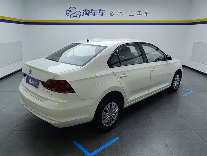 Фото 3 - Volkswagen Santana