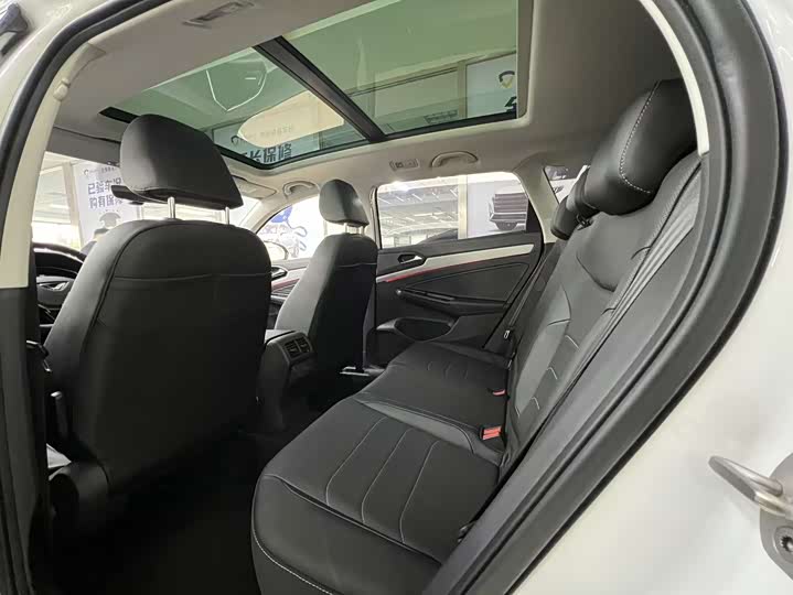 Фото 7 - Jetta VS7