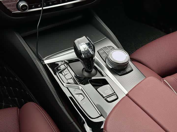 Фото 7 - BMW 5 Series Hybrid