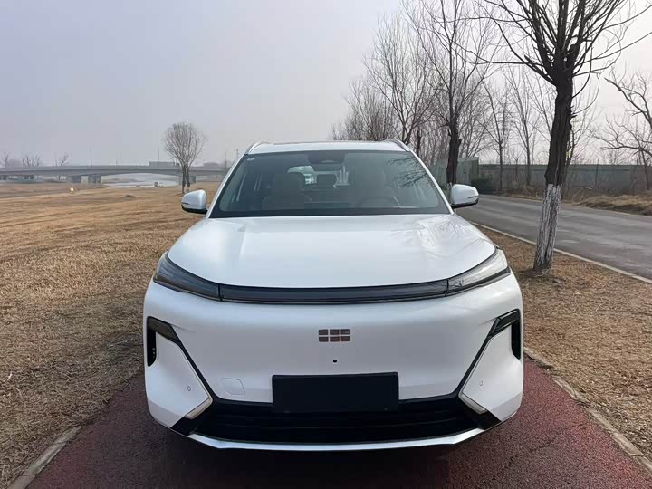 Фото 2 - Geely Galaxy Starship 7