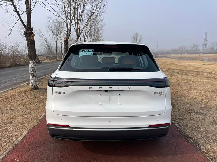 Фото 9 - Geely Galaxy Starship 7
