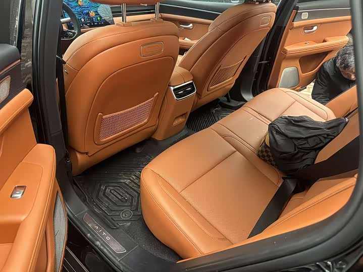 Фото 6 - Aito M5